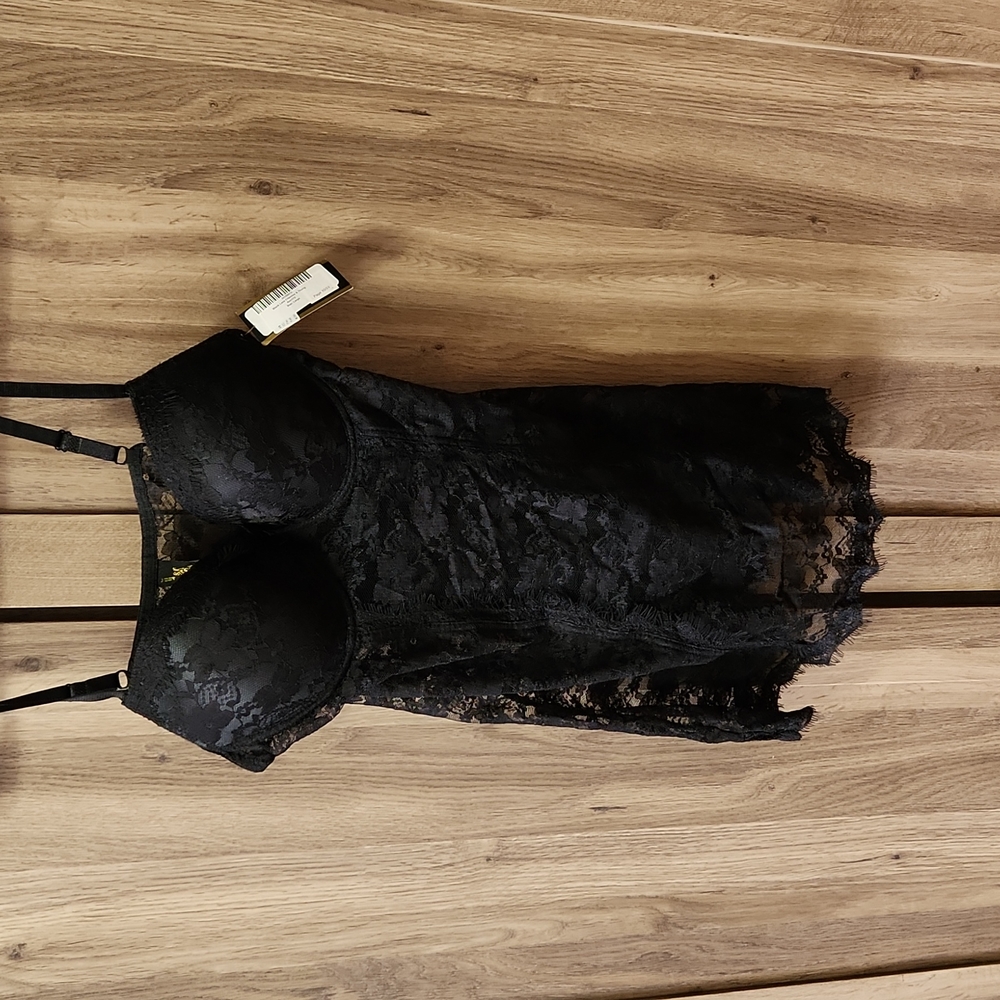 NWT Chemise & Thong Large
